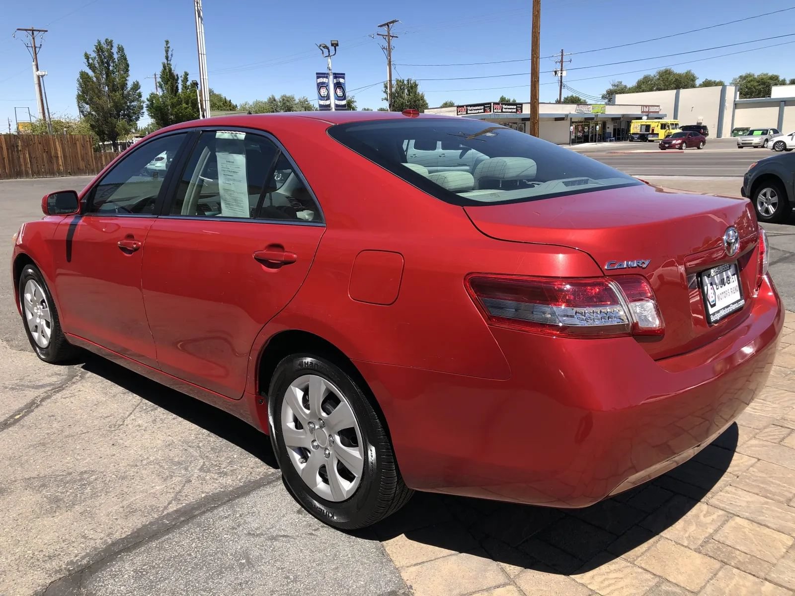 Used 2011 Toyota Camry LE FWD image 4
