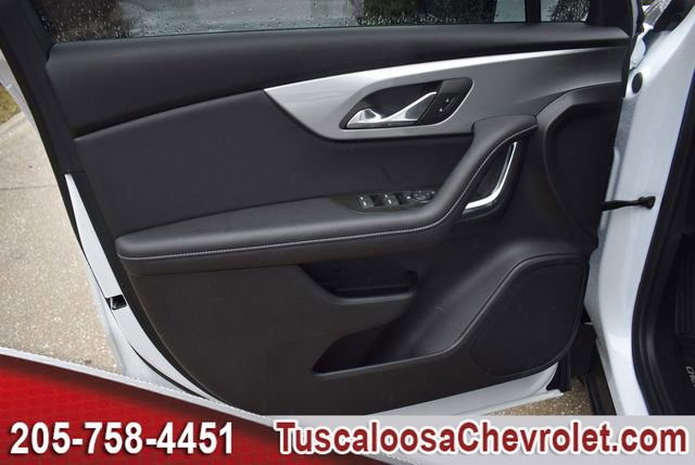 Used 2025 Chevrolet Blazer LT image 16