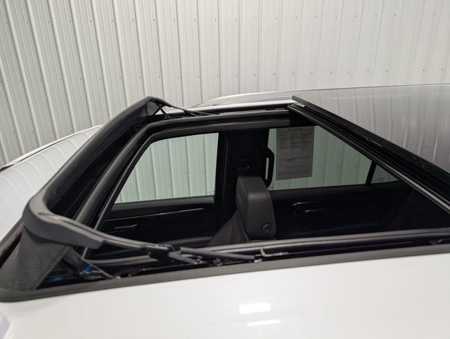 Used 2026 Chevrolet Tahoe High Country w/ Sun And Tow Package AWD/4WD image 8