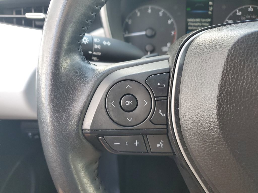 Certified 2025 Toyota Corolla SE image 25