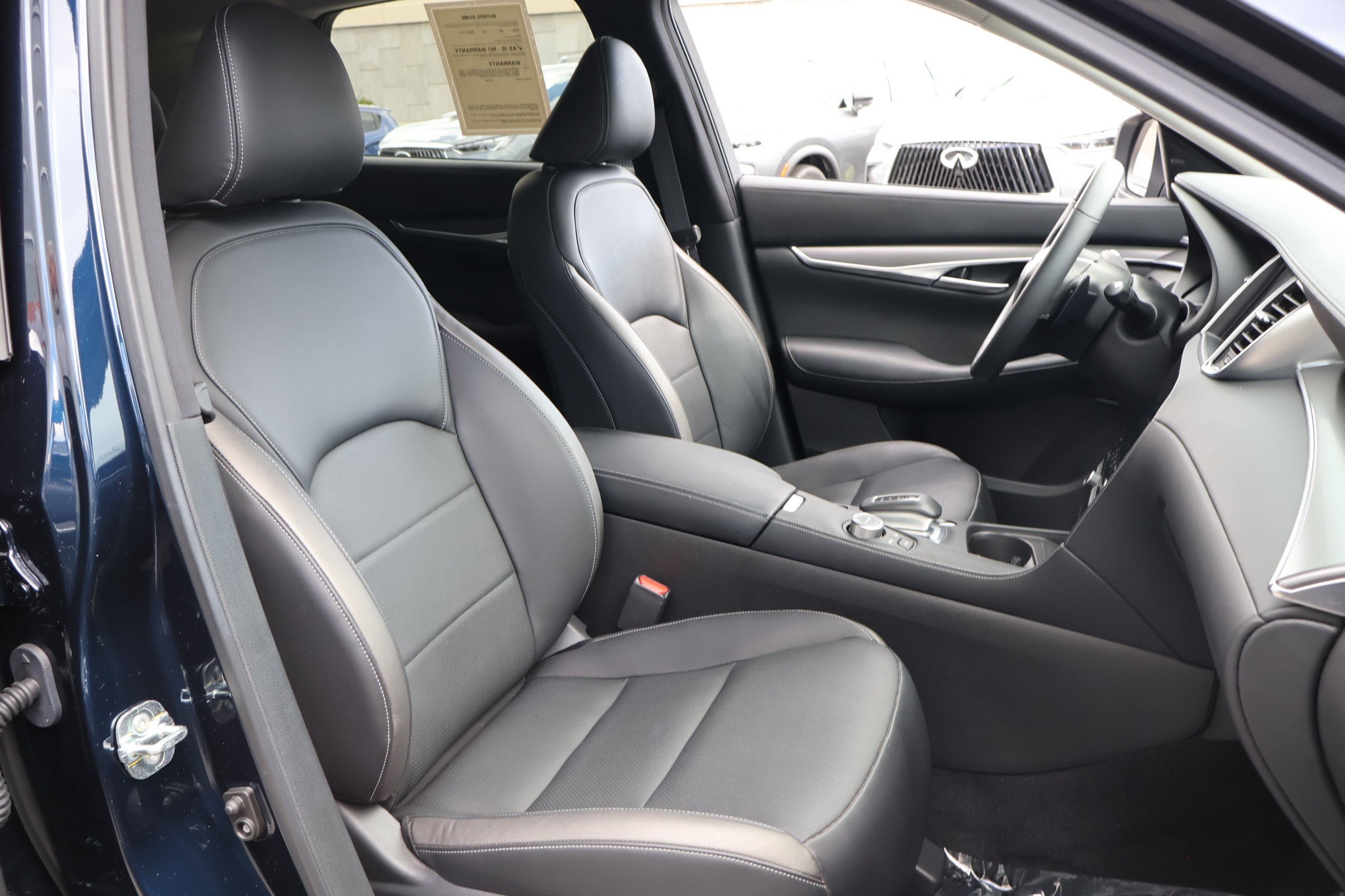 Certified 2024 INFINITI QX50 Luxe FWD image 23