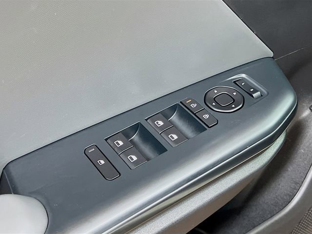 Certified 2025 Kia K4 LXS image 18