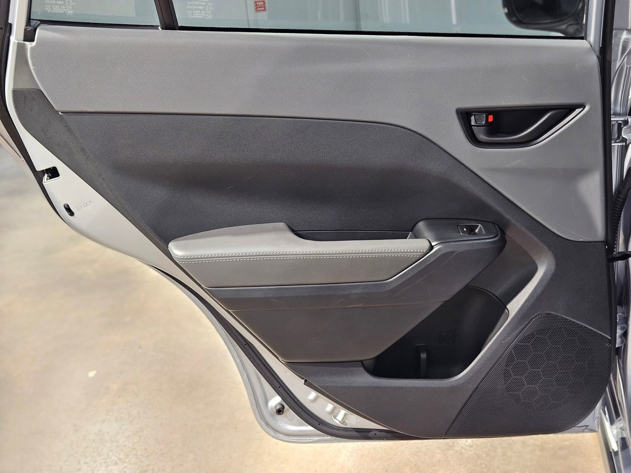 Used 2024 Subaru Crosstrek 2.0i Premium image 35