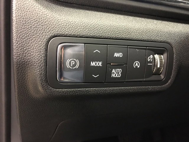 Used 2025 GMC Terrain Elevation image 31