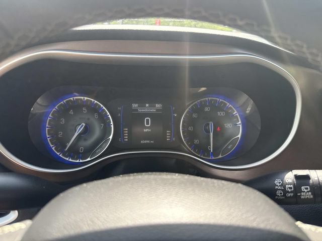 Used 2023 Chrysler Voyager LX FWD image 34