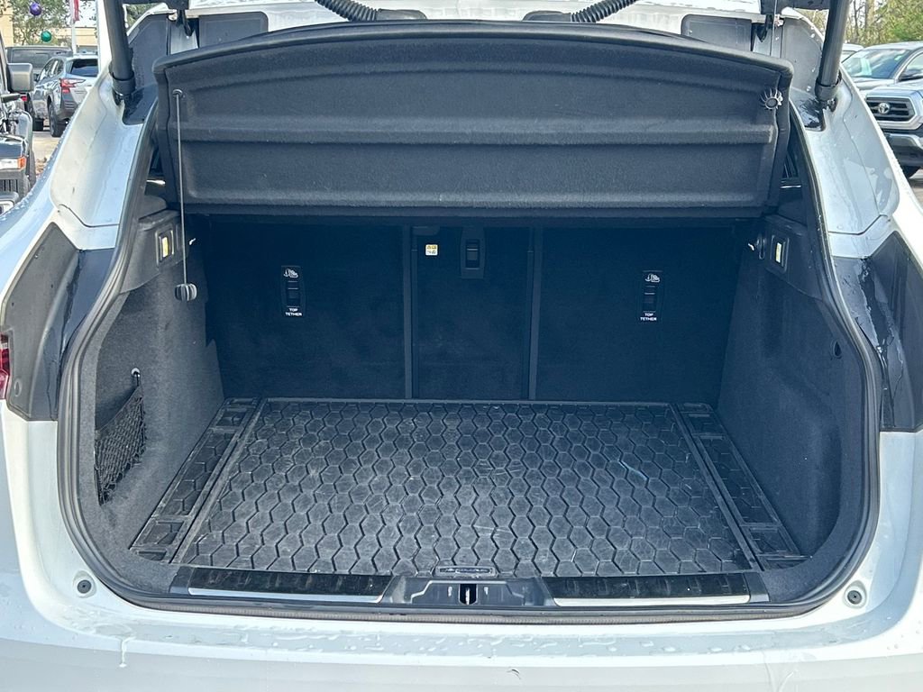 Used 2024 Jaguar F-PACE R-Dynamic S image 15