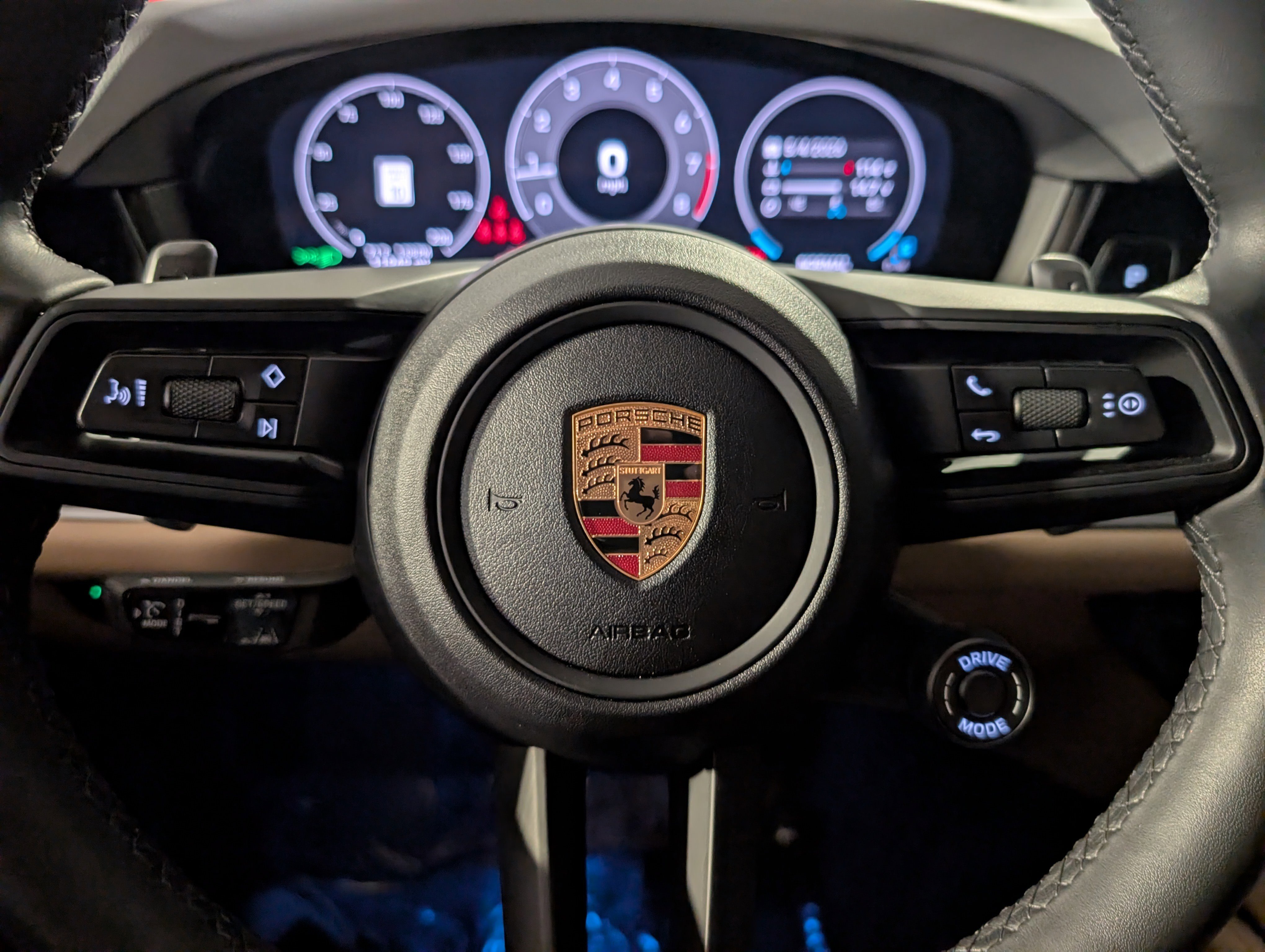 Certified 2024 Porsche Cayenne S AWD/4WD image 27