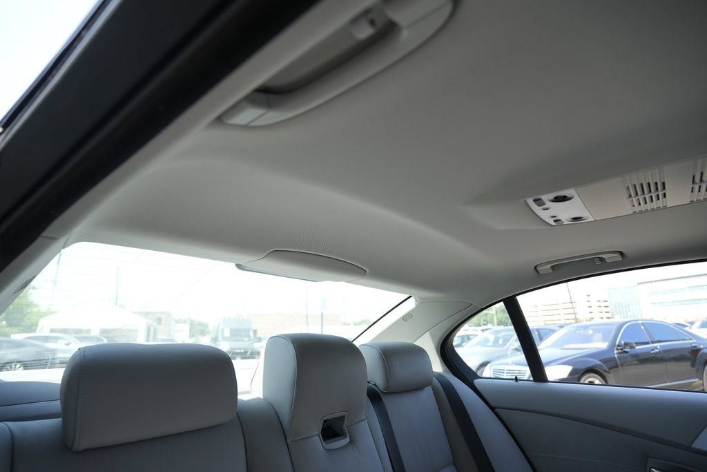 Used 2006 BMW 530xi Sedan AWD/4WD image 27