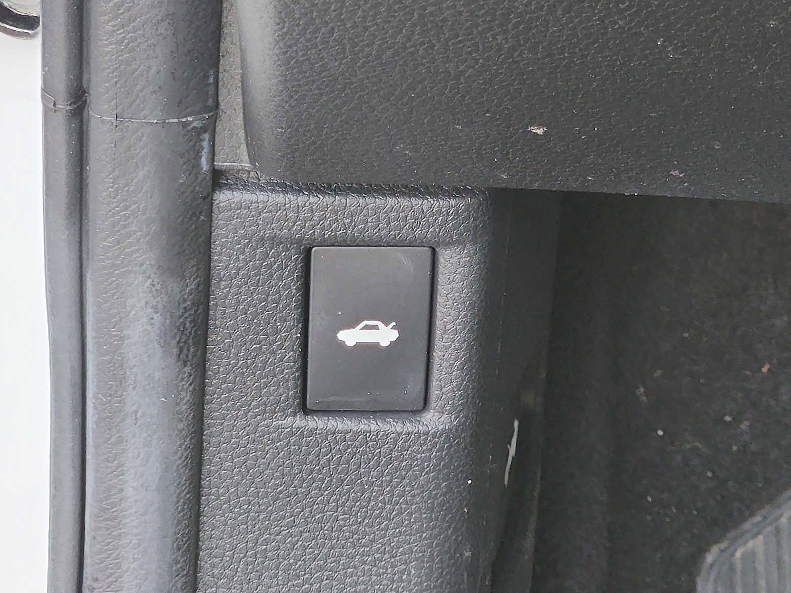 Certified 2024 Honda Accord EX image 22