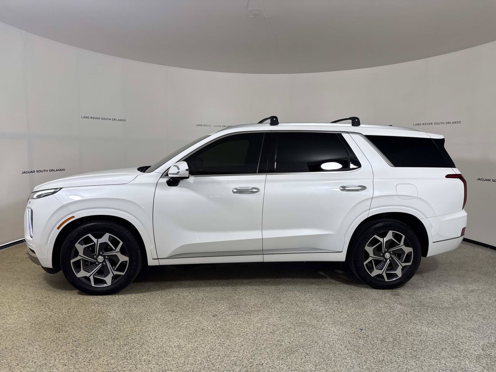 Used 2022 Hyundai Palisade Calligraphy AWD/4WD image 2