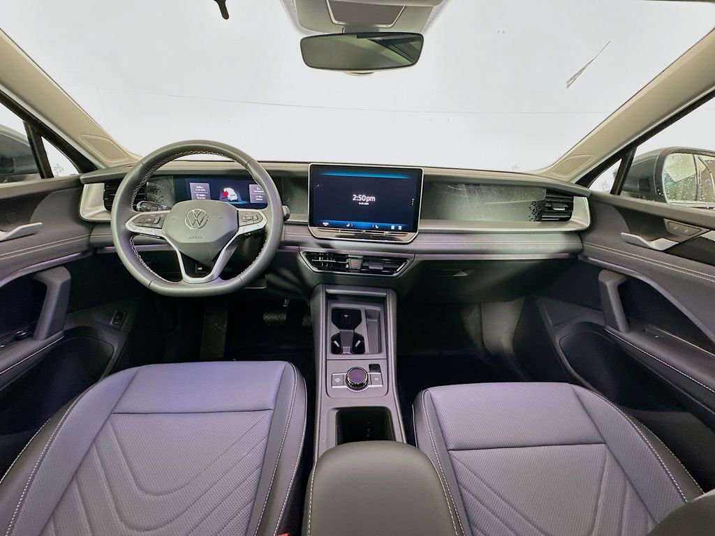 New 2026 Volkswagen Tiguan SE image 17