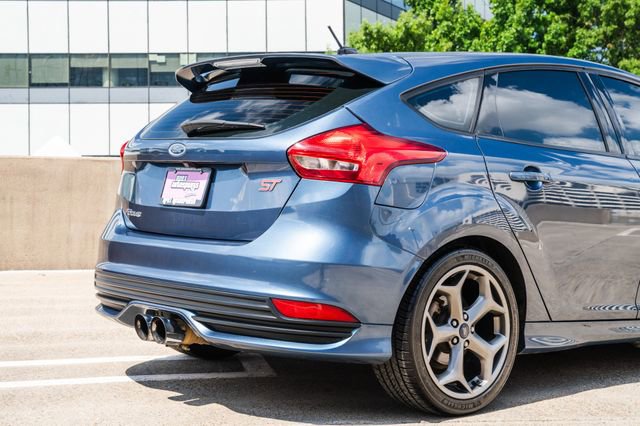 Used 2018 Ford Focus ST image 53