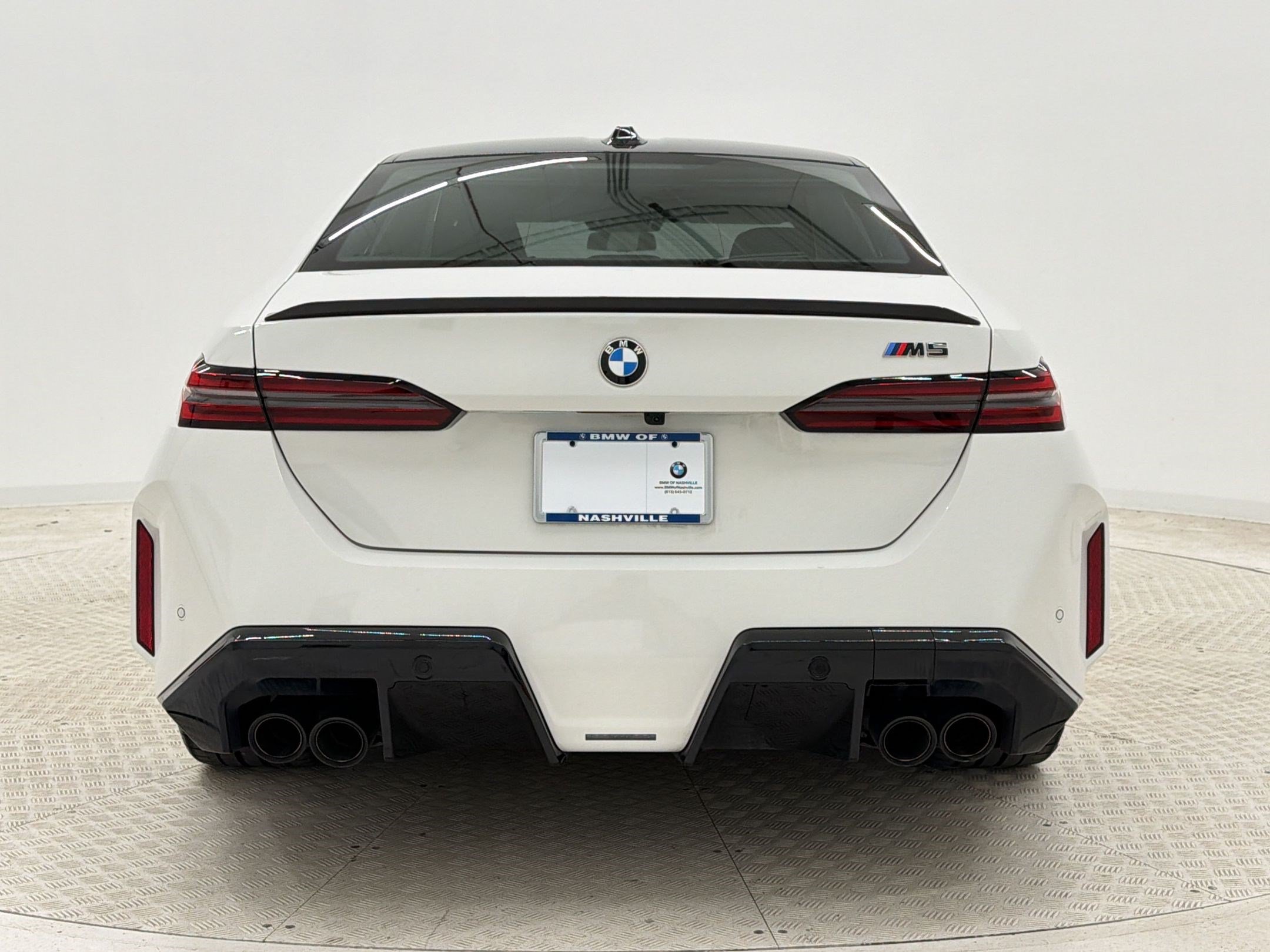 Certified 2025 BMW M5 w/ Carbon Package AWD/4WD image 10