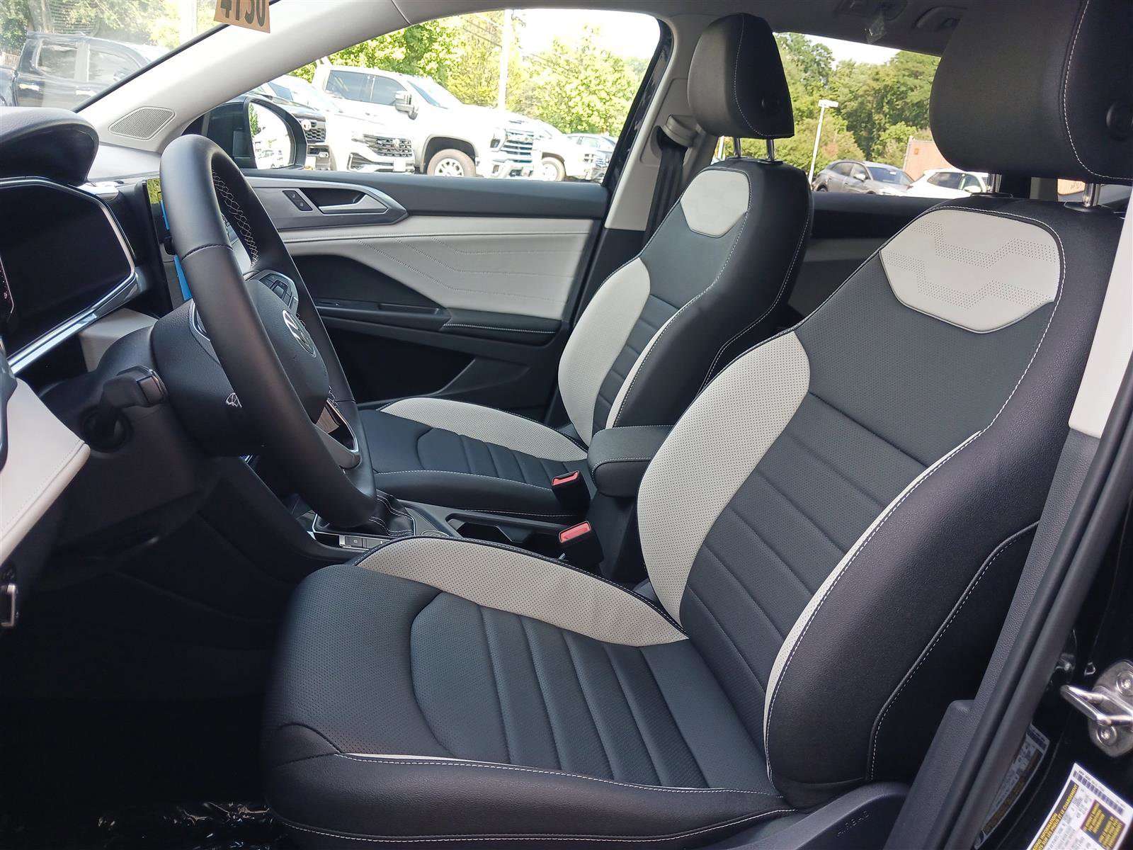 New 2025 Volkswagen Taos SEL image 12