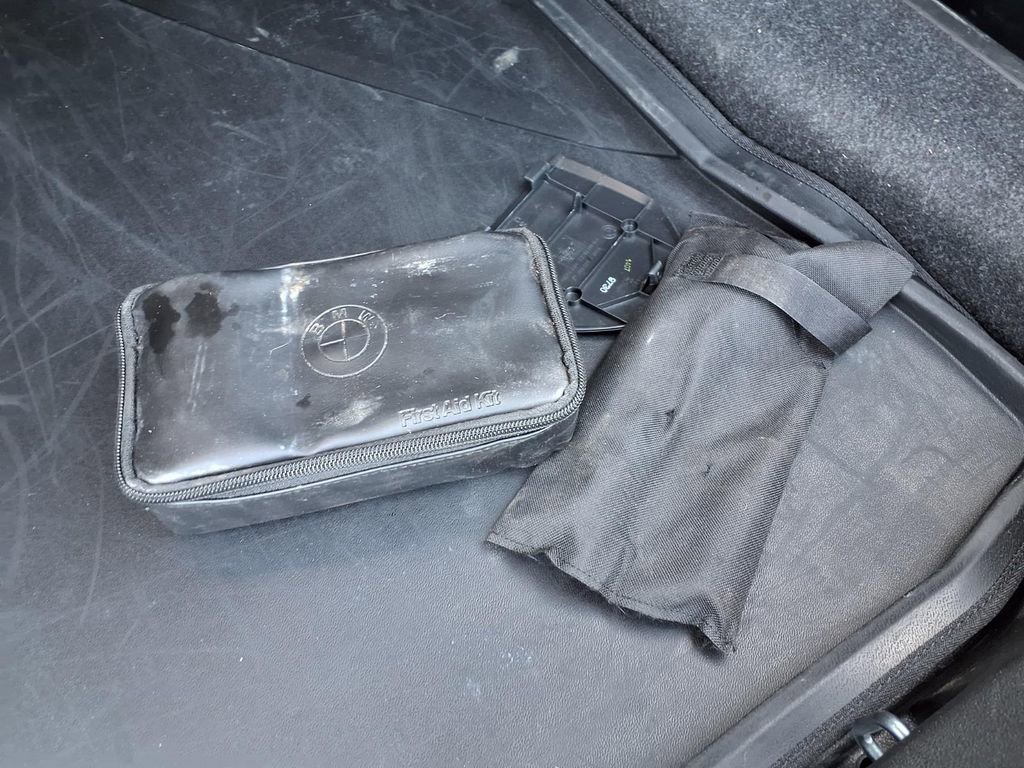 Used 2019 BMW 540i xDrive w/ Convenience Package image 29