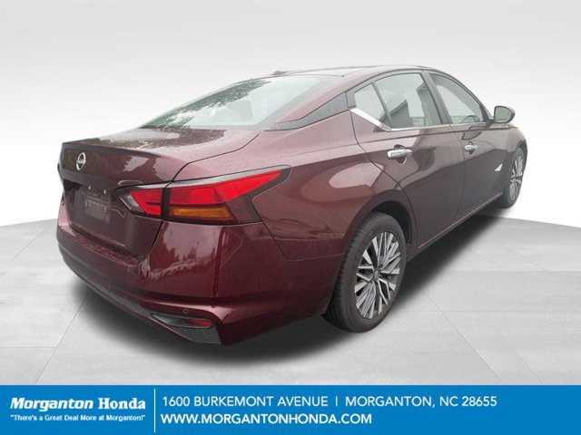 Used 2025 Nissan Altima 2.5 SV FWD image 8