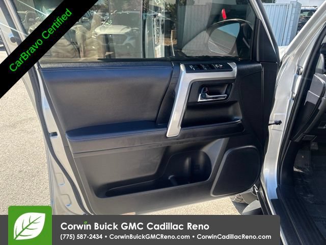 Used 2018 Toyota 4Runner SR5 AWD/4WD image 13