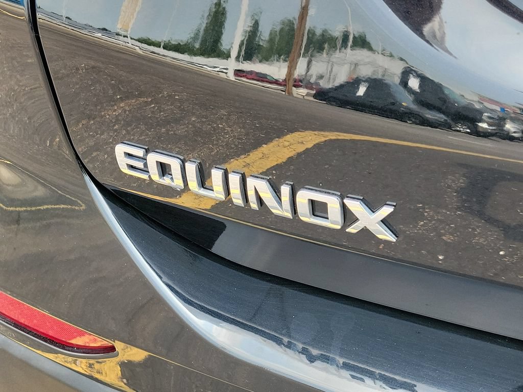 Used 2024 Chevrolet Equinox Premier AWD/4WD image 9