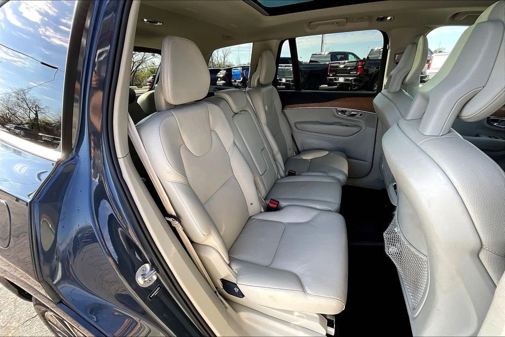 Used 2022 Volvo XC90 T8 Inscription Expression AWD/4WD image 28