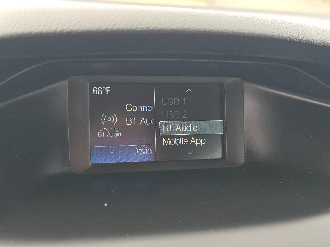 Used 2018 Ford Focus SE image 31