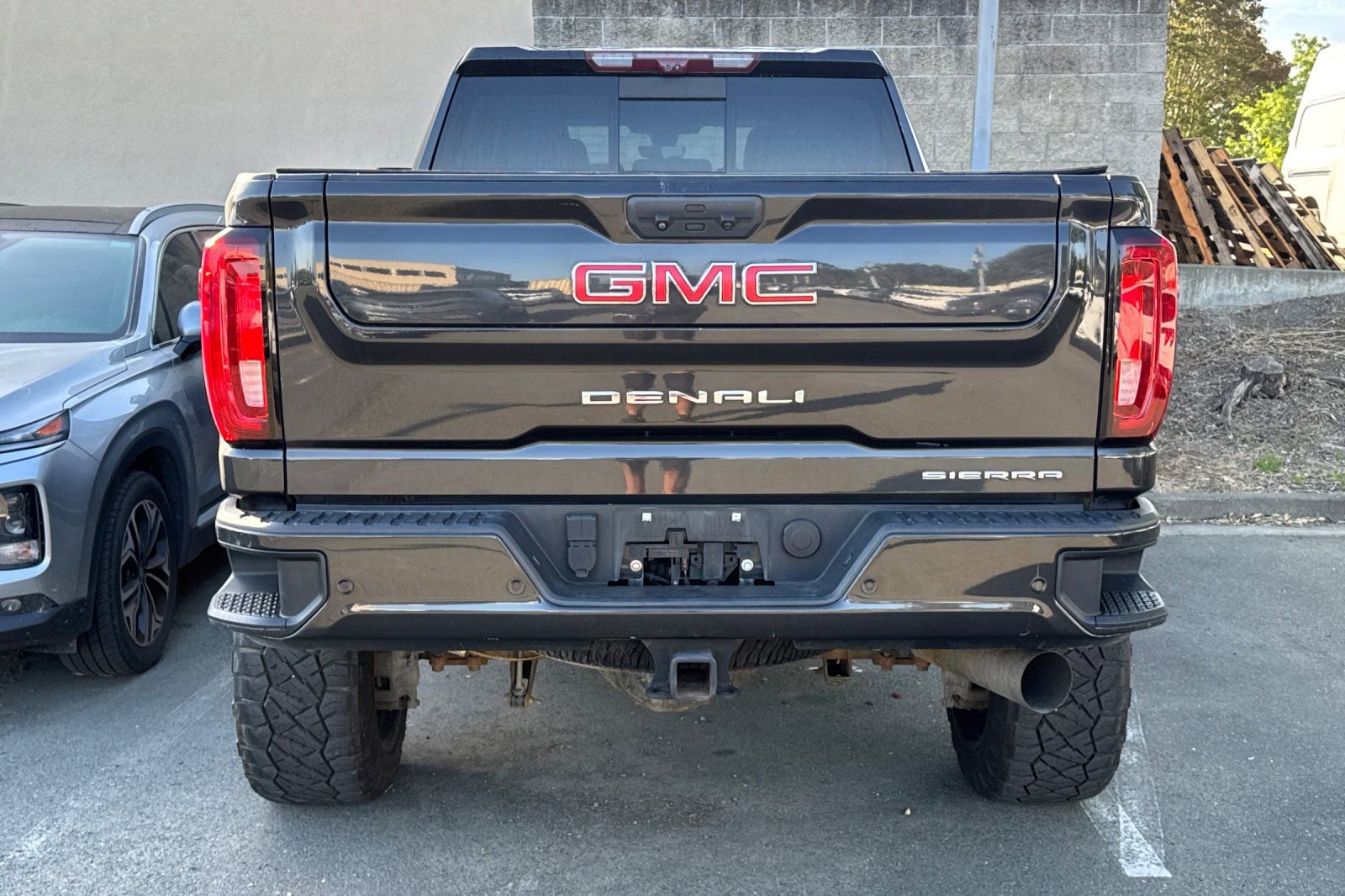 Used 2021 GMC Sierra 2500 Denali w/ Denali Ultimate Package AWD/4WD image 6