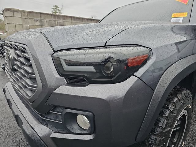 Used 2023 Toyota Tacoma TRD Off-Road w/ Technology Package image 33