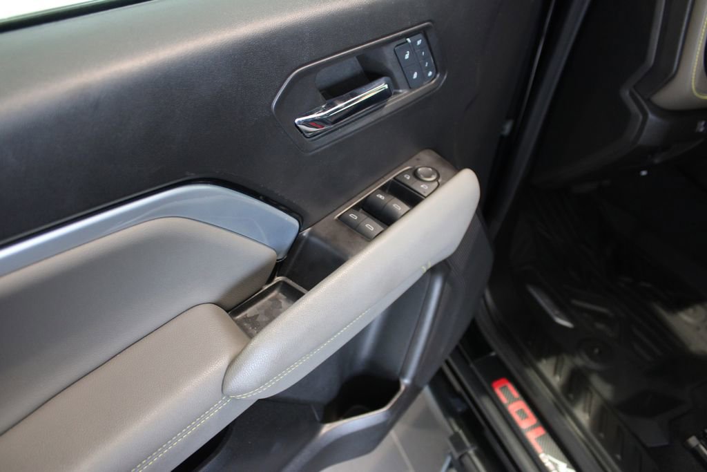 Used 2024 Chevrolet Colorado ZR2 w/ ZR2 Convenience Package III AWD/4WD image 30