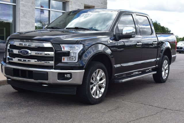 Used 2015 Ford F150 Lariat w/ Equipment Group 502A Luxury AWD/4WD image 18