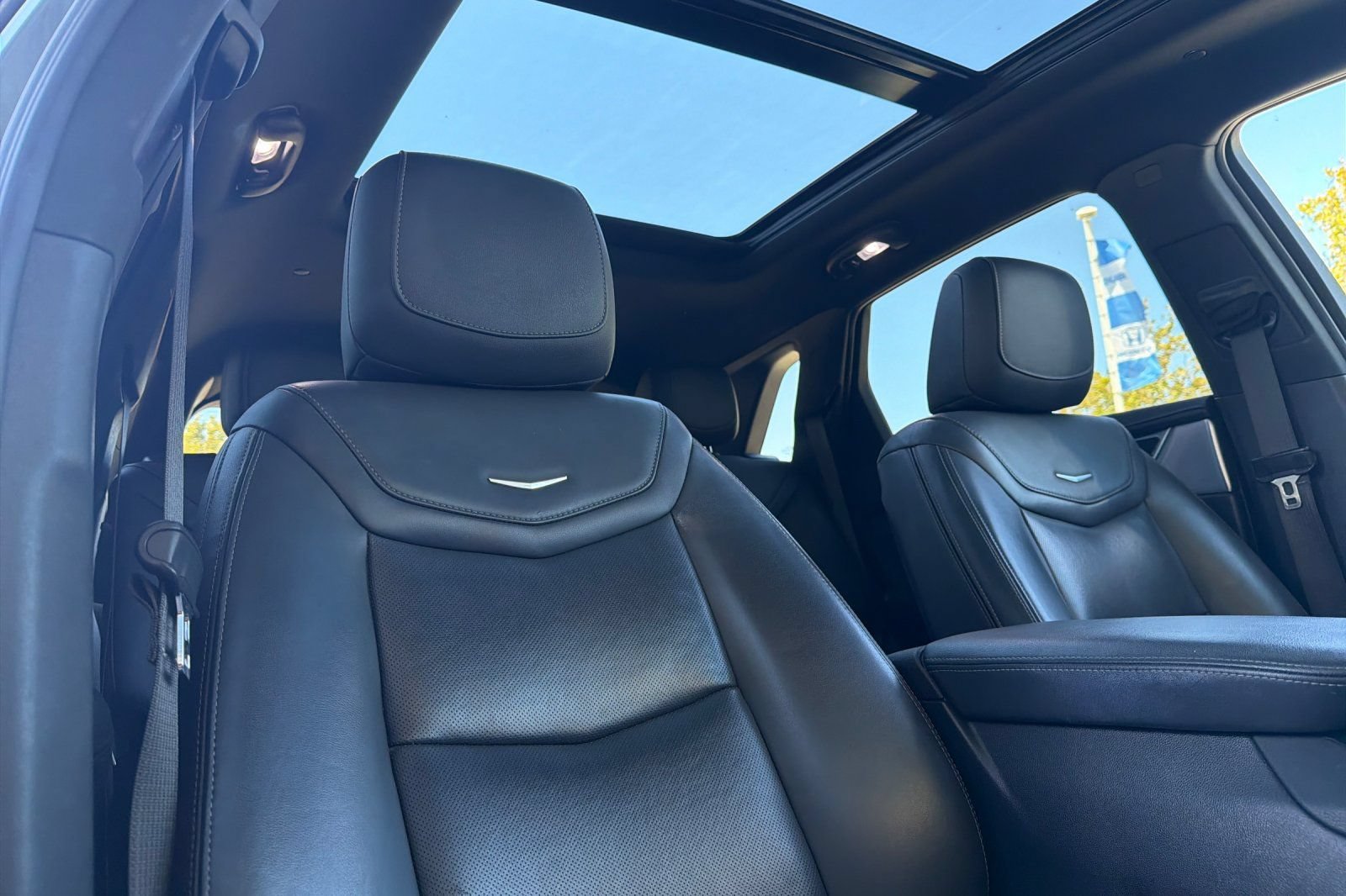 Used 2023 Cadillac XT5 Premium Luxury FWD image 17
