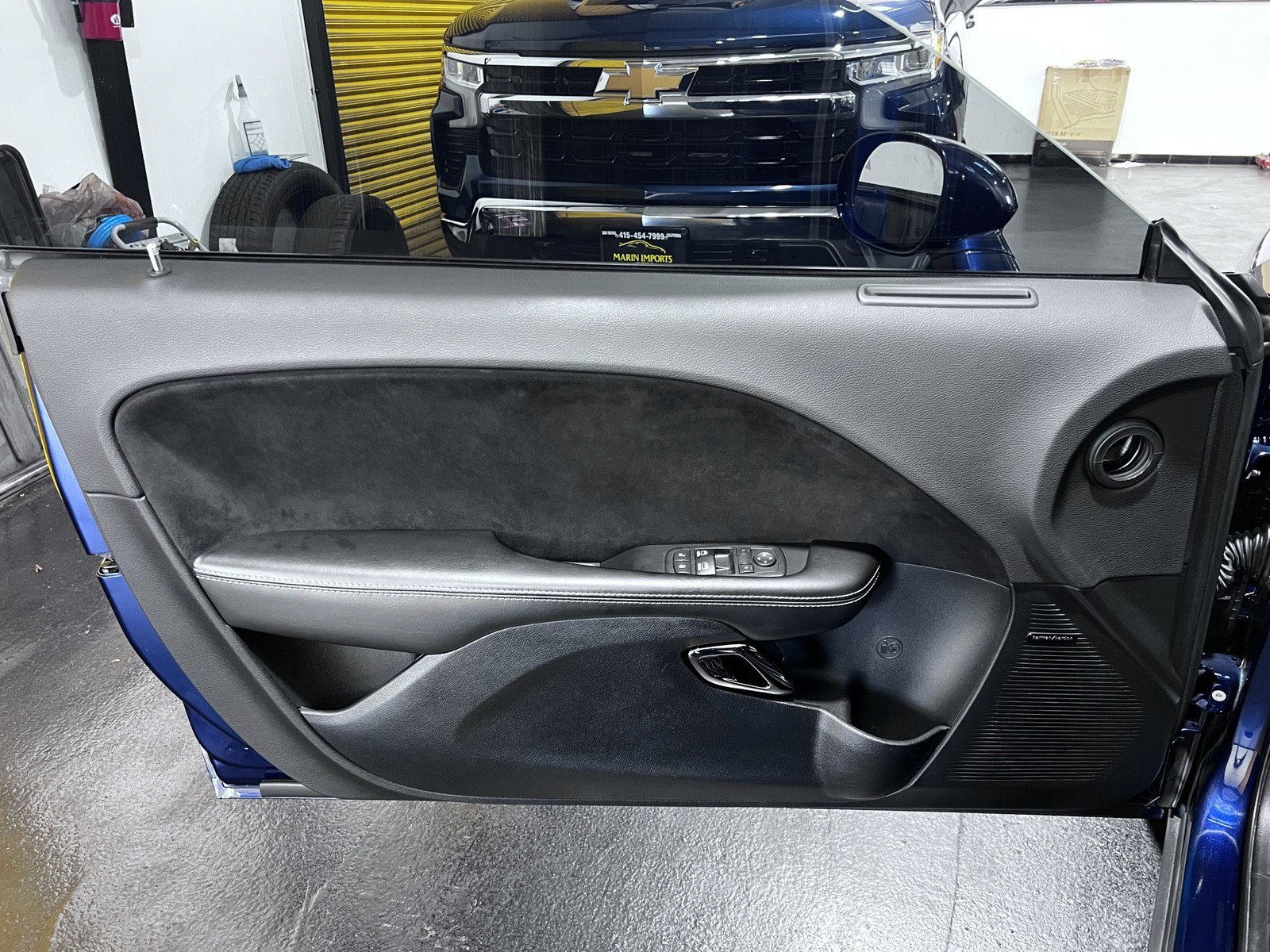 Used 2016 Dodge Challenger SRT Hellcat RWD image 25