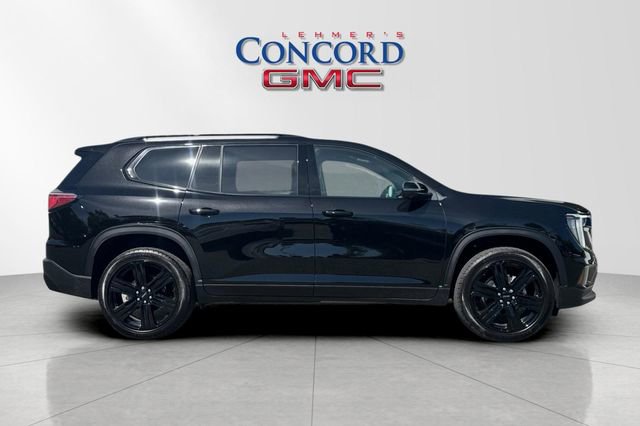 Used 2026 GMC Acadia Elevation w/ Black Edition FWD image 3