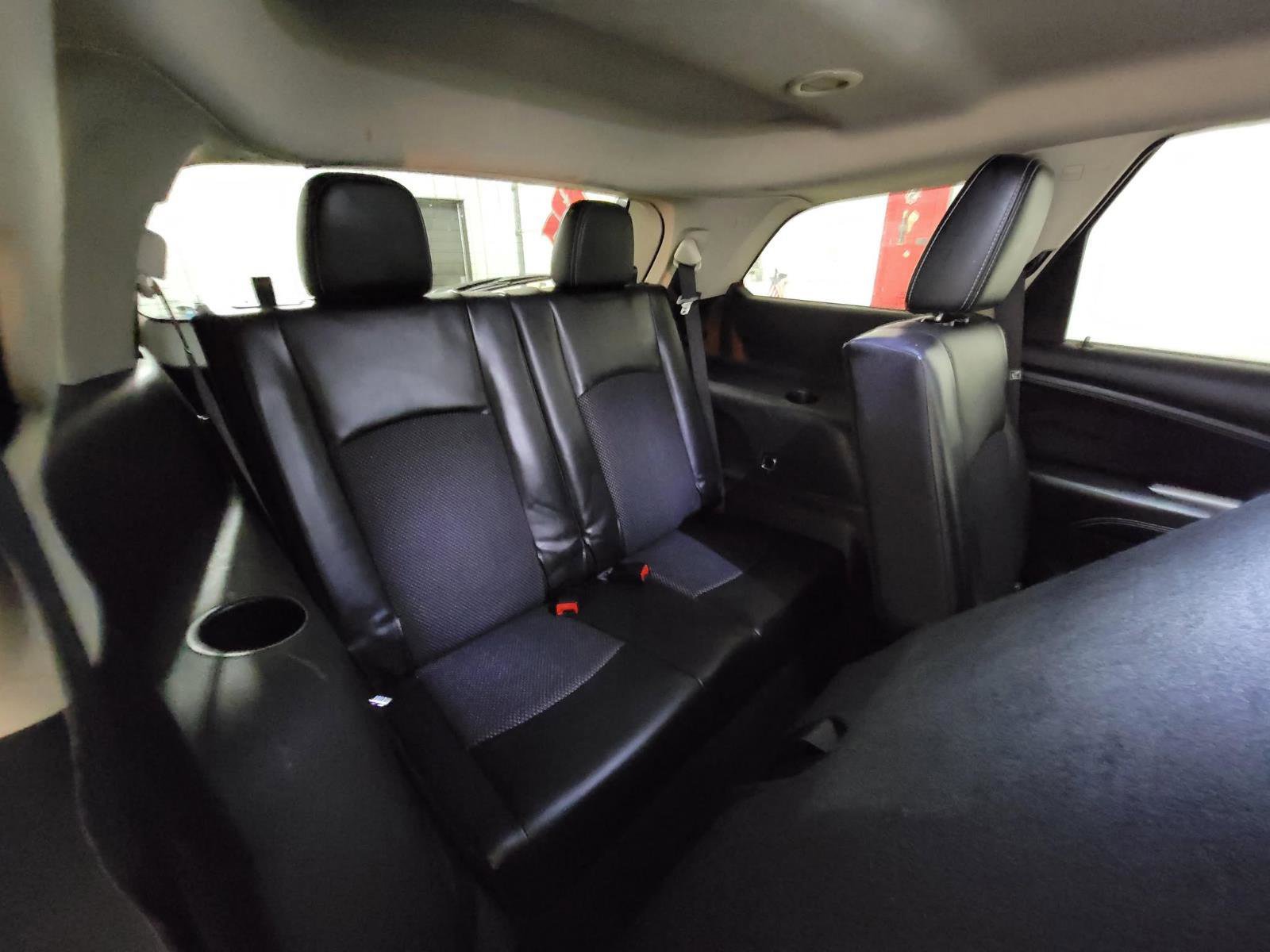 Used 2018 Dodge Journey Crossroad image 29