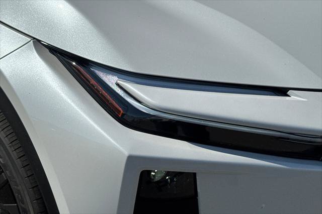 Certified 2026 Toyota C-HR AWD/4WD image 29