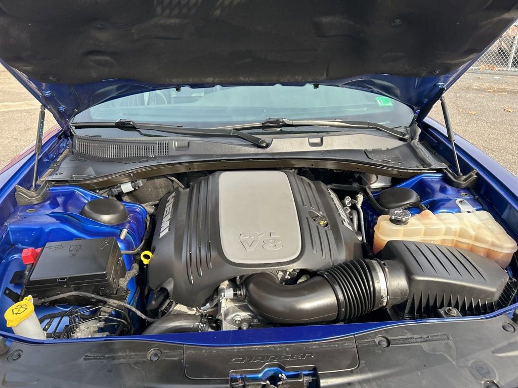 Used 2022 Dodge Charger R/T w/ Performance Handling Group image 12