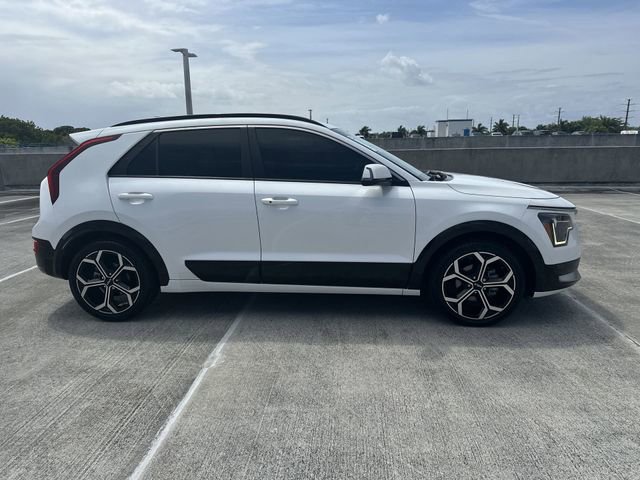 Used 2023 Kia Niro EX Touring image 35