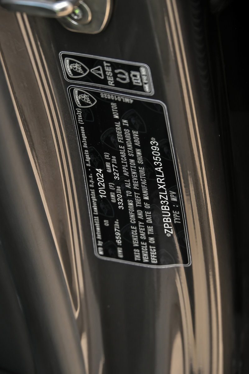 Used 2024 Lamborghini Urus S AWD/4WD image 50