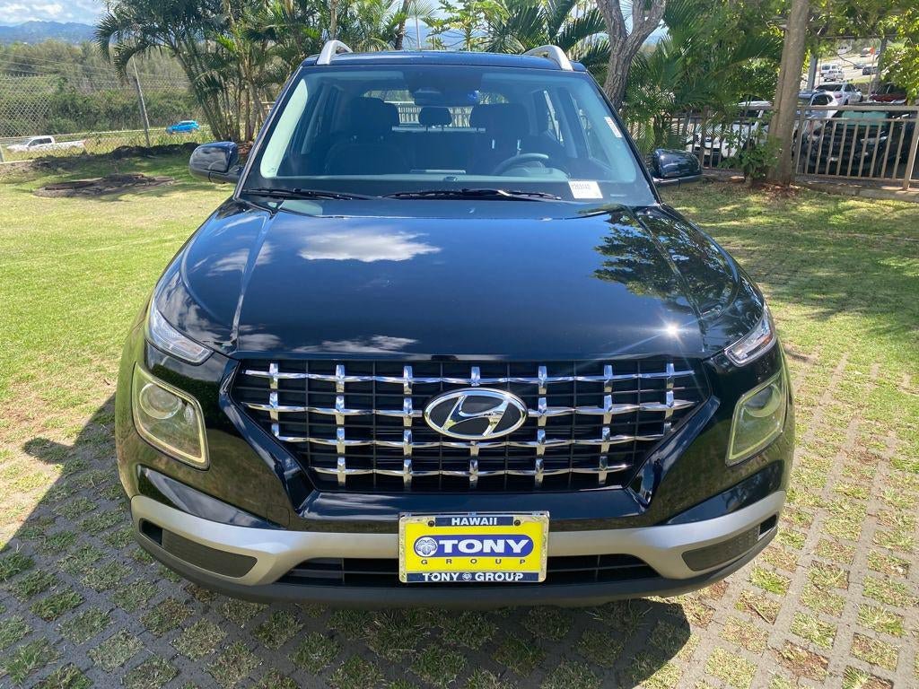 New 2026 Hyundai Venue SEL FWD image 2