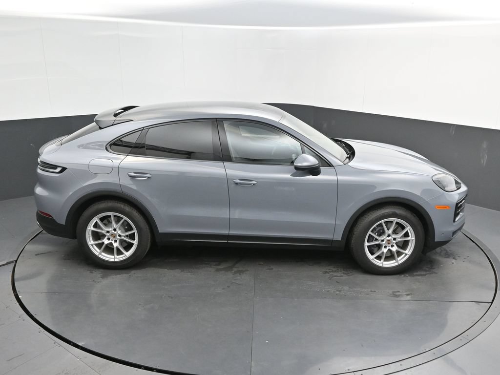 Certified 2026 Porsche Cayenne Coupe AWD/4WD image 28