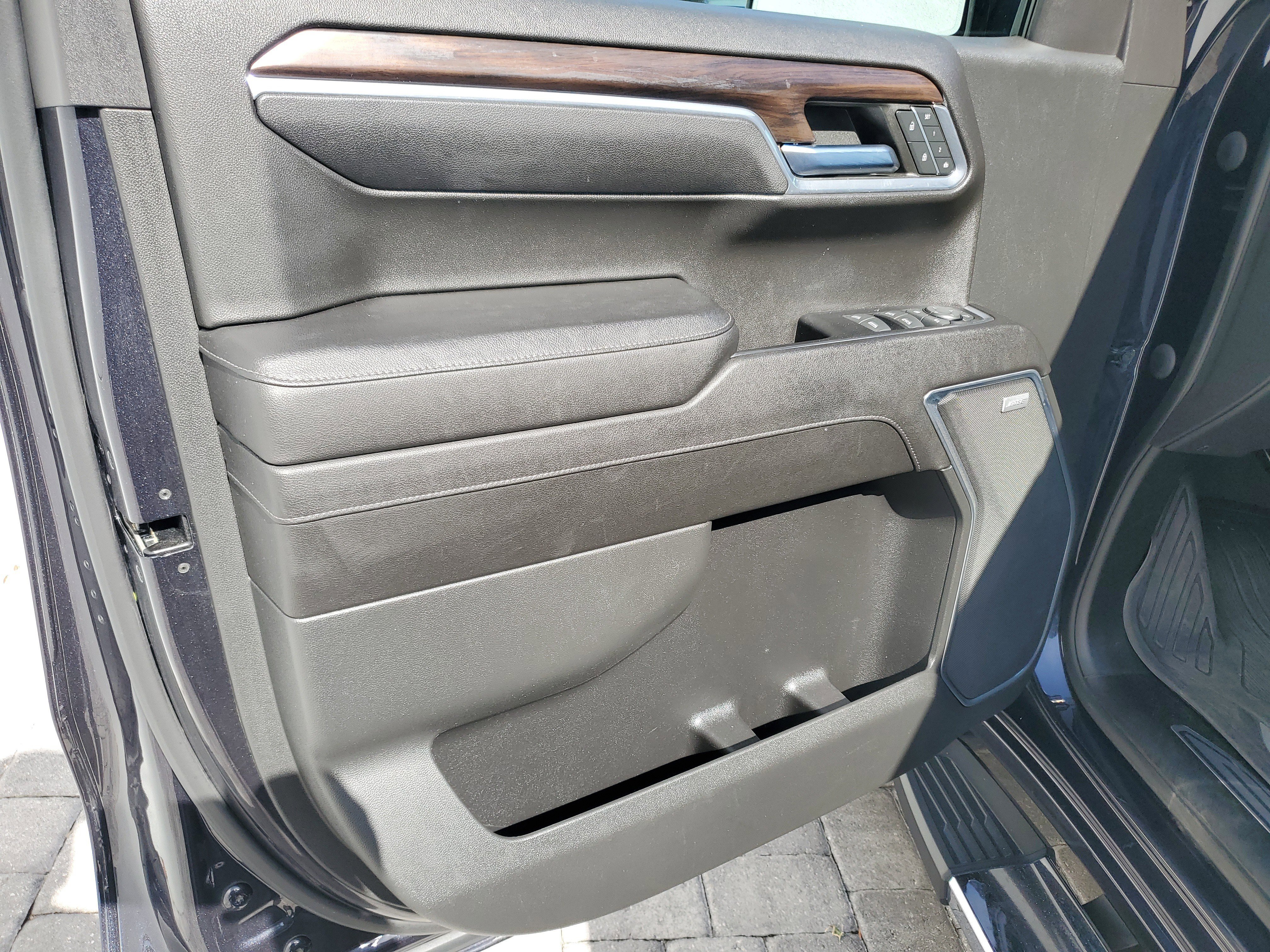 Used 2023 GMC Sierra 1500 SLT w/ SLT Premium Package image 19