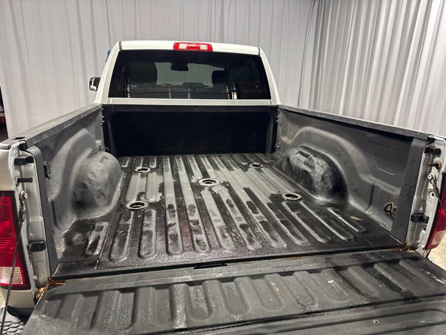 Used 2016 RAM 2500 Tradesman w/ Chrome Appearance Group AWD/4WD image 2