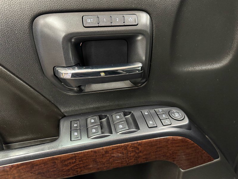 Used 2015 GMC Sierra 2500 SLT w/ Driver Alert Package AWD/4WD image 14