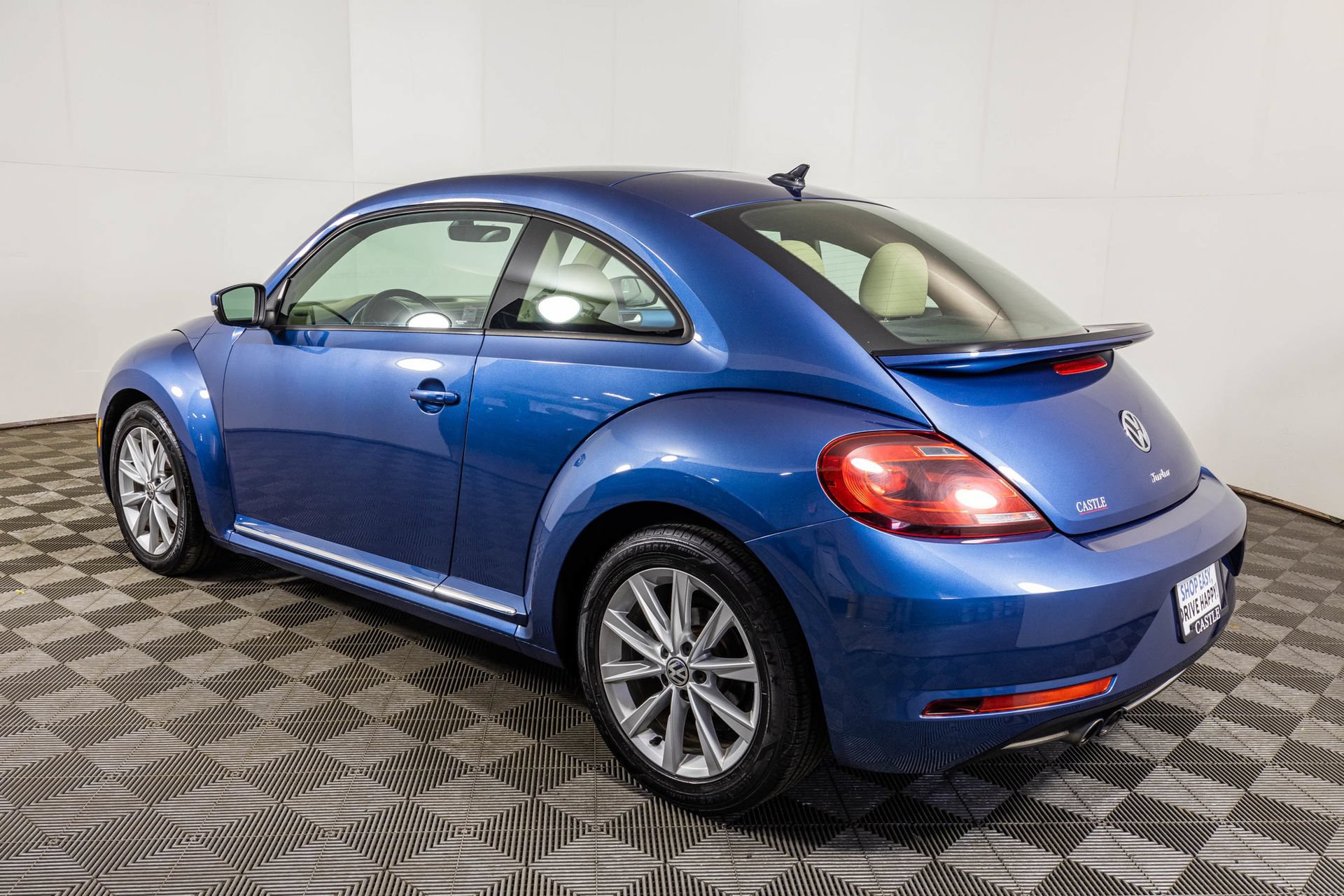 Used 2017 Volkswagen Beetle 1.8T SE FWD image 17