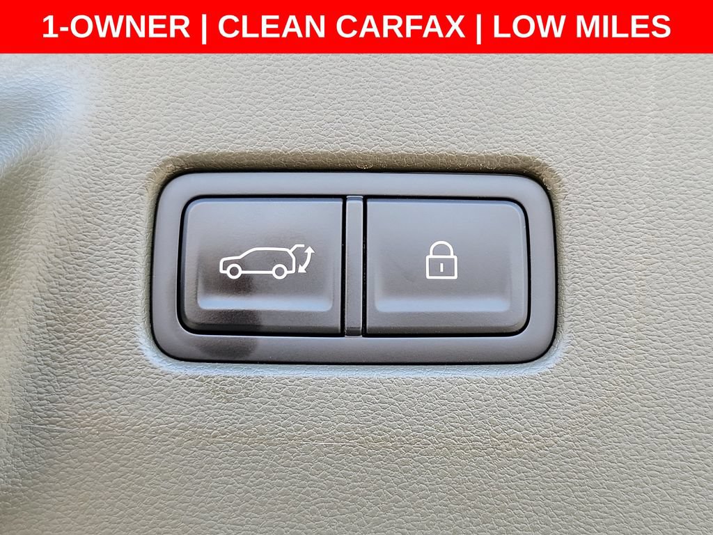 Used 2025 Hyundai Santa Fe Calligraphy AWD/4WD image 13