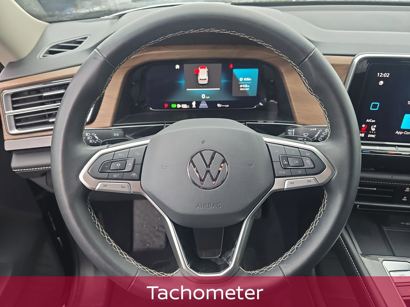 Used 2024 Volkswagen Atlas SE image 16