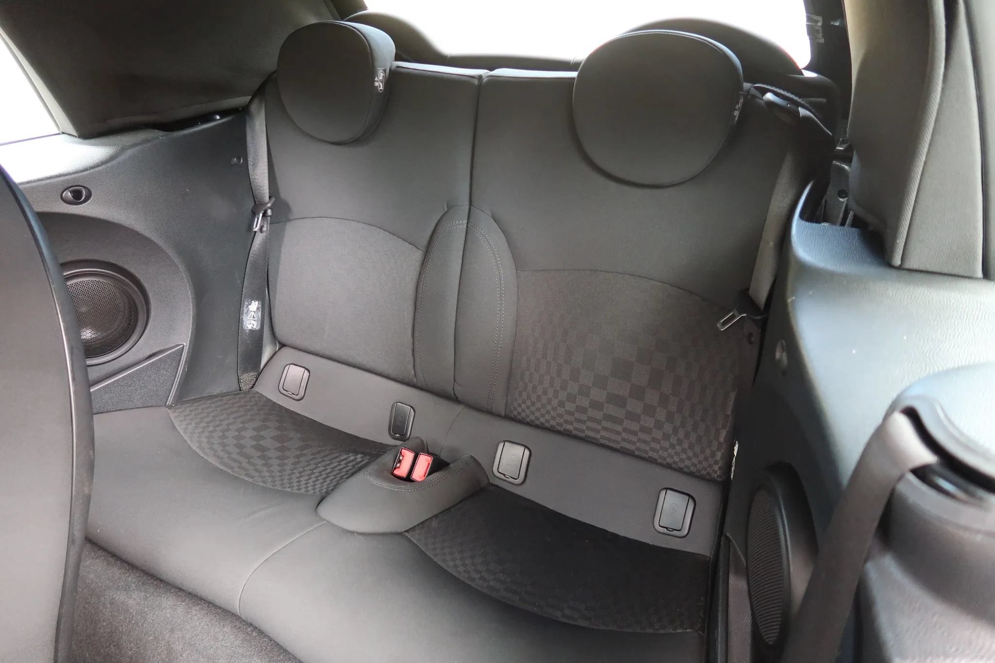 Used 2009 MINI Cooper Convertible FWD image 19