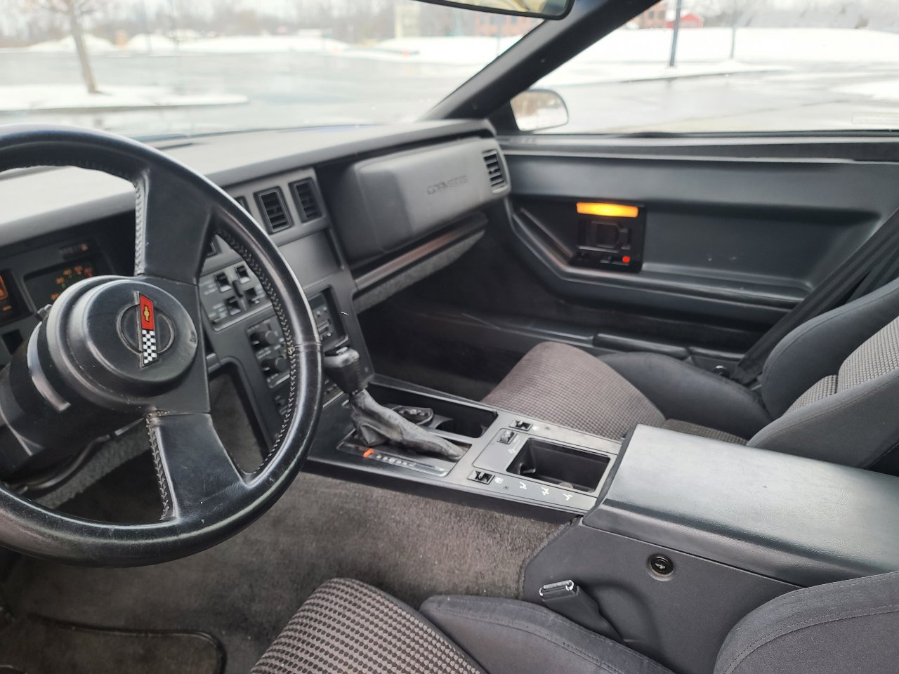 Used 1986 Chevrolet Corvette Coupe image 8