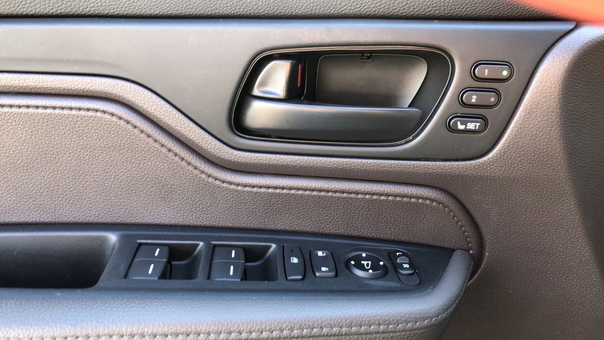 Used 2018 Honda Odyssey EX-L image 30