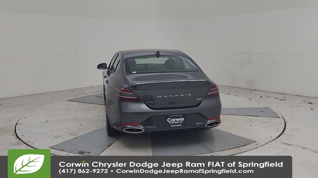 Used 2025 Genesis G70 2.5T image 12