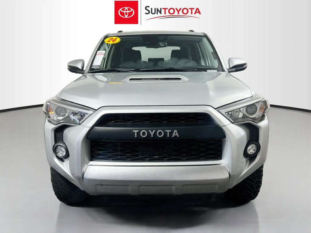 Used 2024 Toyota 4Runner TRD Off-Road Premium w/ Moonroof Package AWD/4WD image 8
