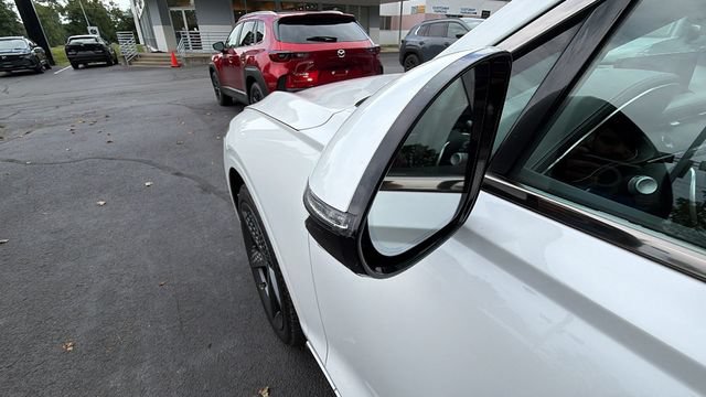 Used 2023 Genesis GV70 2.5T w/ Sport Prestige Package AWD/4WD image 12